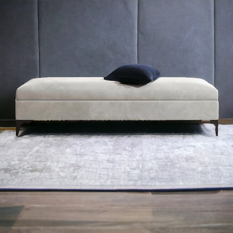 Elegant Ottoman Bench with Roomy Storage