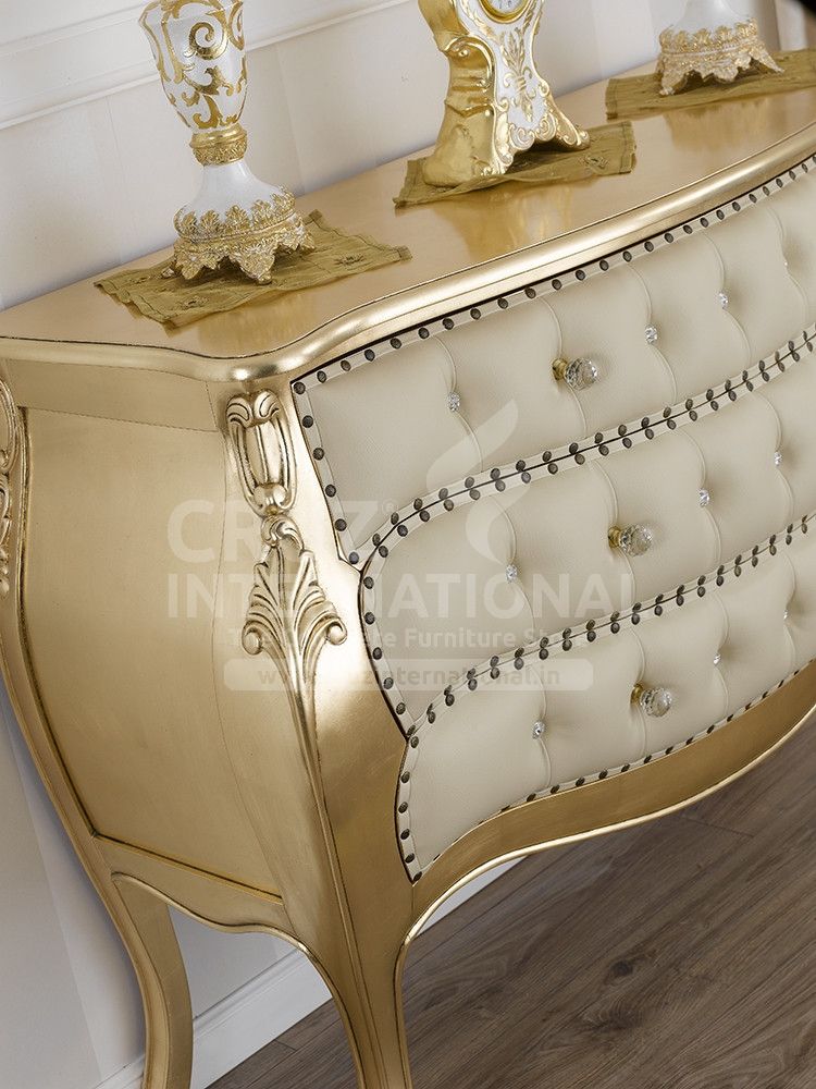 Classic Lawrence Side Table | Standard CRUZ INTERNATIONAL