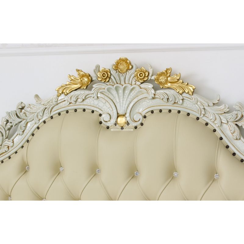 Maharaja Lorenzo Carving Bed CRUZ INTERNATIONAL