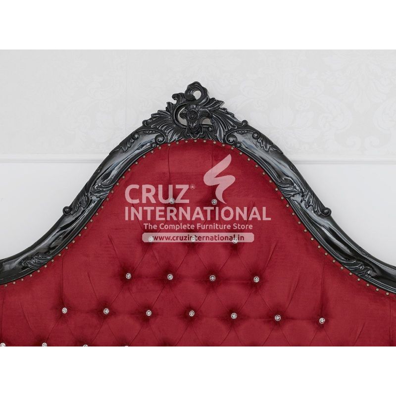 Maharaja Carving Sebastián Bed CRUZ INTERNATIONAL