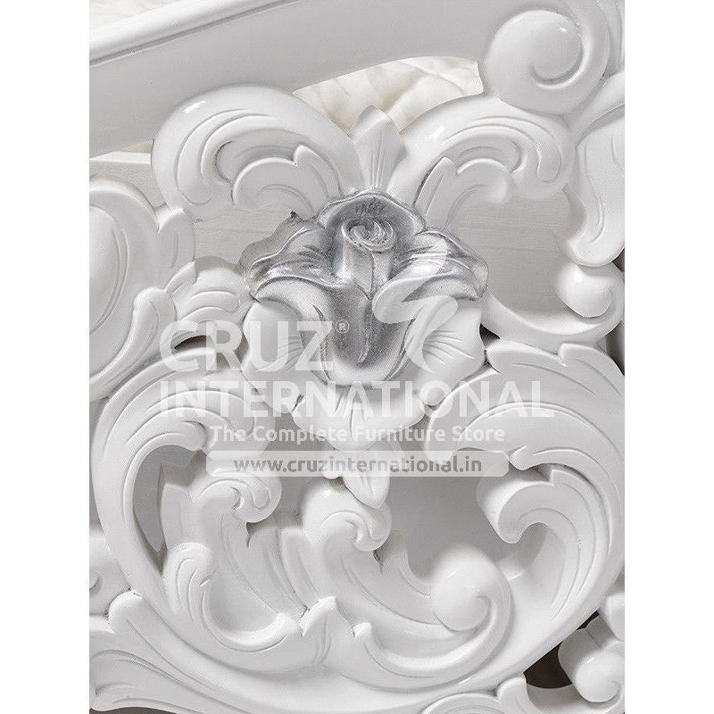 Maharaja Michele White Carving Bed CRUZ INTERNATIONAL