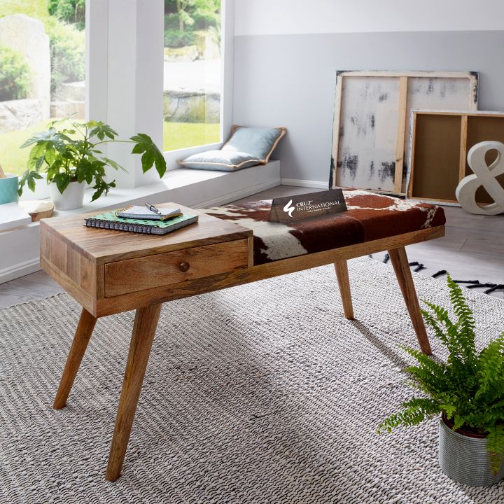 Modern Amelia Console Table | Standard CRUZ INTERNATIONAL