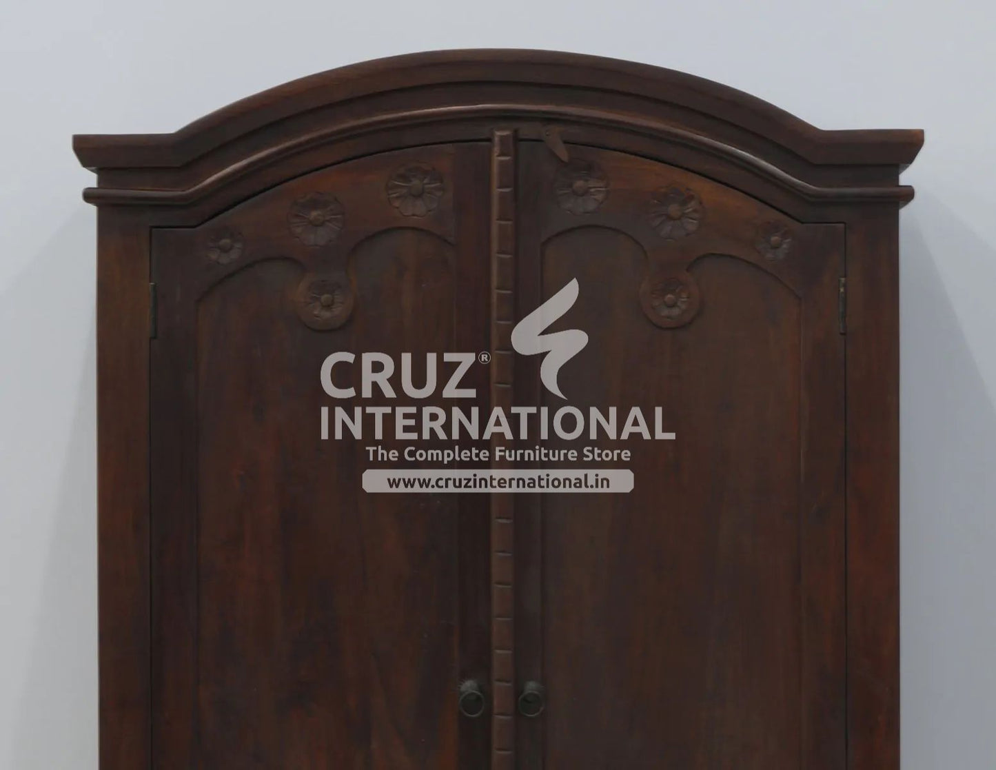 Classic Esperanza Almirah & Wardrobe | Standard | CRUZ INTERNATIONAL