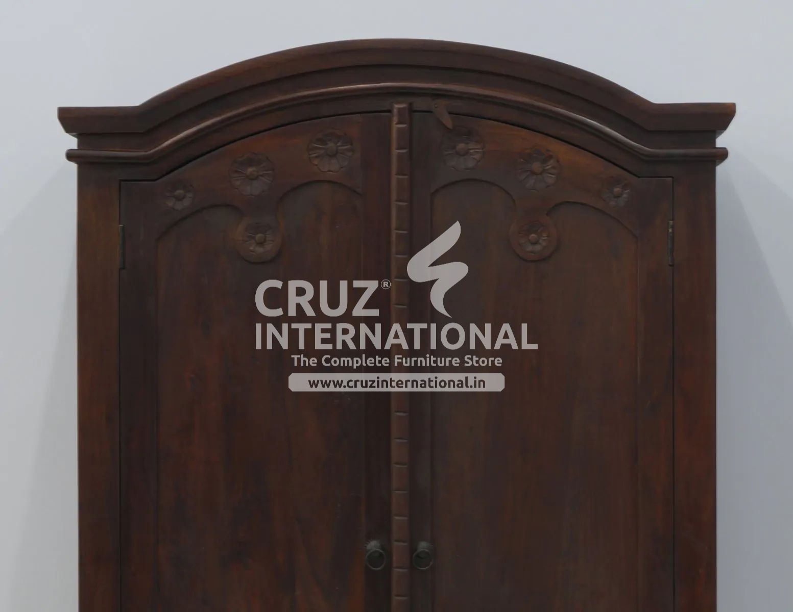 Classic Esperanza Almirah & Wardrobe | Standard | CRUZ INTERNATIONAL