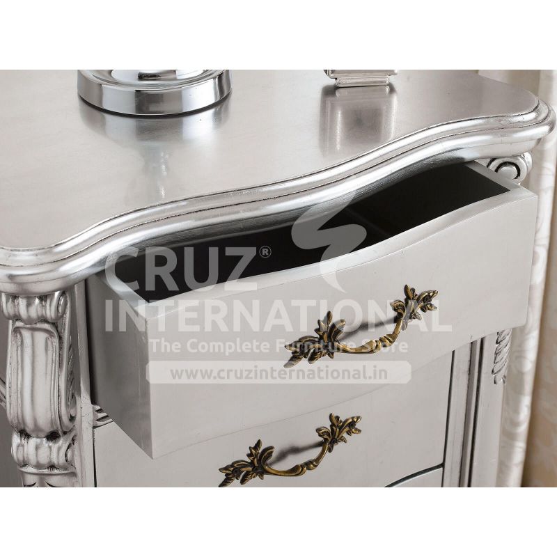 Classic Tracy Side Table | Standard CRUZ INTERNATIONAL