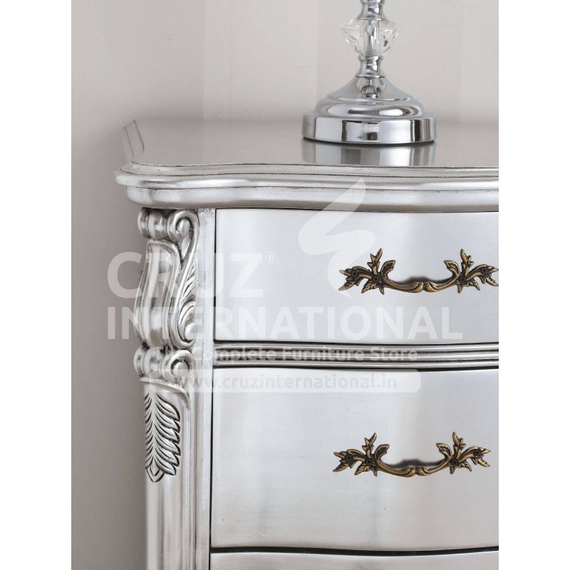 Classic Tracy Side Table | Standard CRUZ INTERNATIONAL