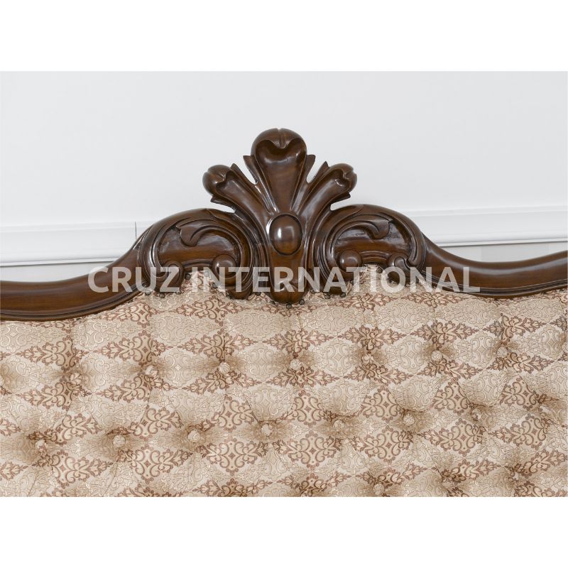 Classic Henry Carving Sofa | Standard CRUZ INTERNATIONAL