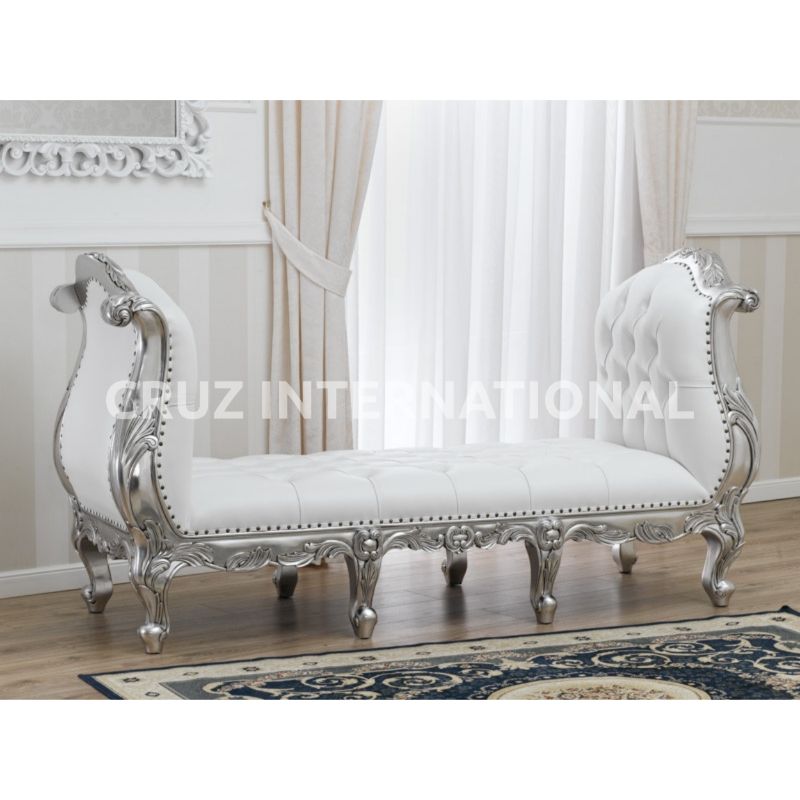 Classic Ezra Carving Settee | Standard CRUZ INTERNATIONAL