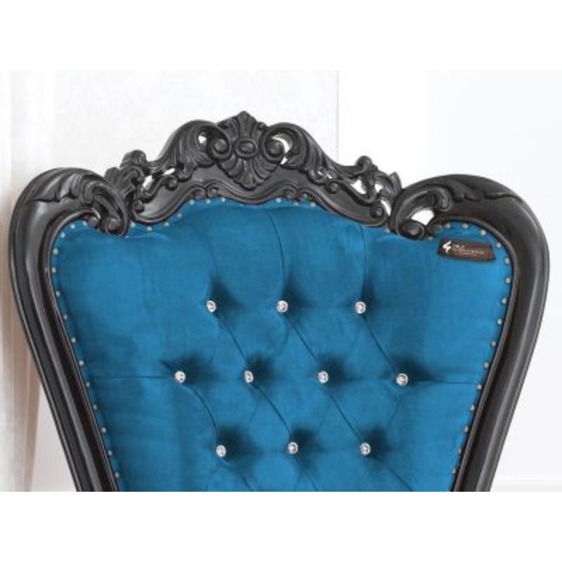 Maharaja Branka Chair | Solid wood | Velvet CRUZ INTERNATIONAL