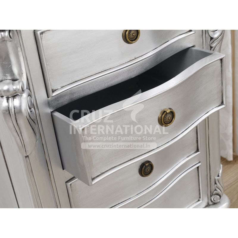 Classic Charlie Side Table | Standard CRUZ INTERNATIONAL