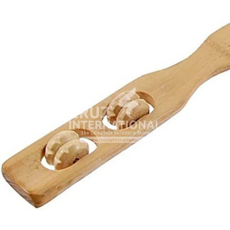 The Soothing Reach Back Scratcher CRUZ INTERNATIONAL