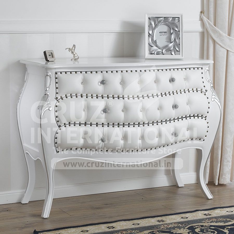 Classic Lawrence Side Table | Standard CRUZ INTERNATIONAL