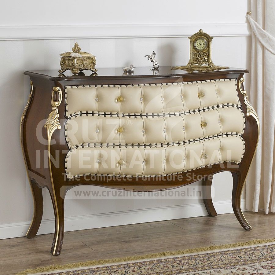 Classic Lawrence Side Table | Standard CRUZ INTERNATIONAL