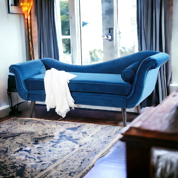 Classic Settee & Couch – Velvet Upholstery - Settee & Diwaan - CRUZ INTERNATIONAL - Furniture Store