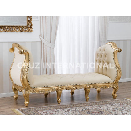 Classic Ezra Carving Settee | Standard CRUZ INTERNATIONAL