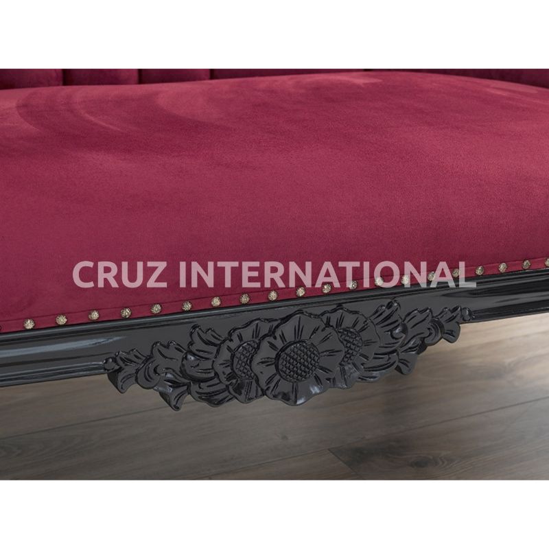 Classic Emilio Carving Settee | Standard CRUZ INTERNATIONAL