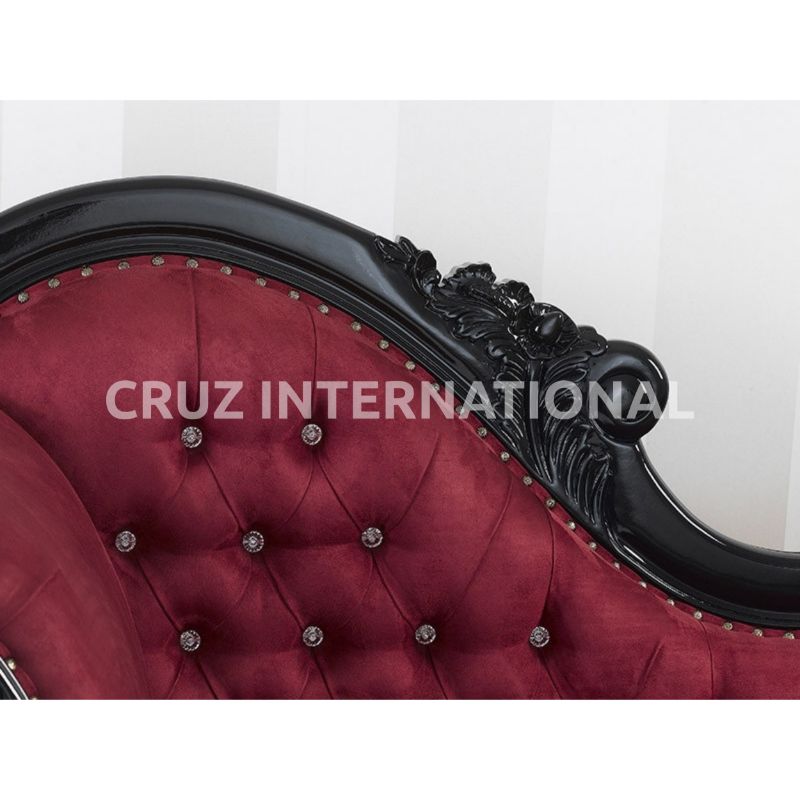 Classic Emilio Carving Settee | Standard CRUZ INTERNATIONAL