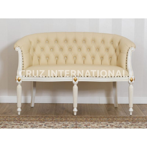 Classic James Carving Settee | Standard CRUZ INTERNATIONAL
