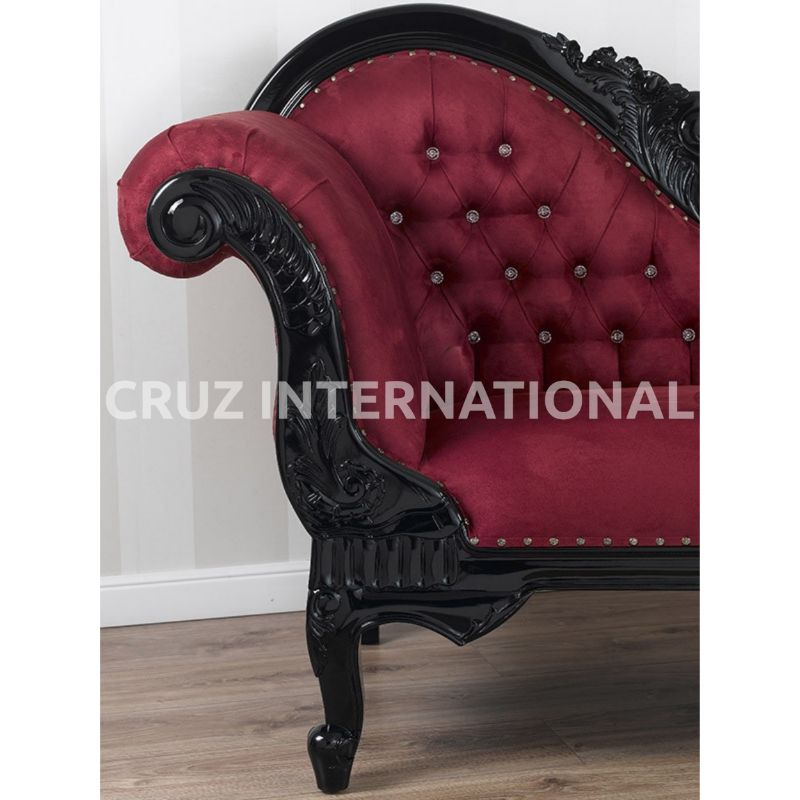 Classic Emilio Carving Settee | Standard CRUZ INTERNATIONAL