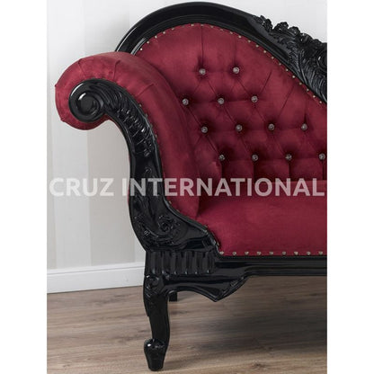 Classic Emilio Carving Settee | Standard CRUZ INTERNATIONAL