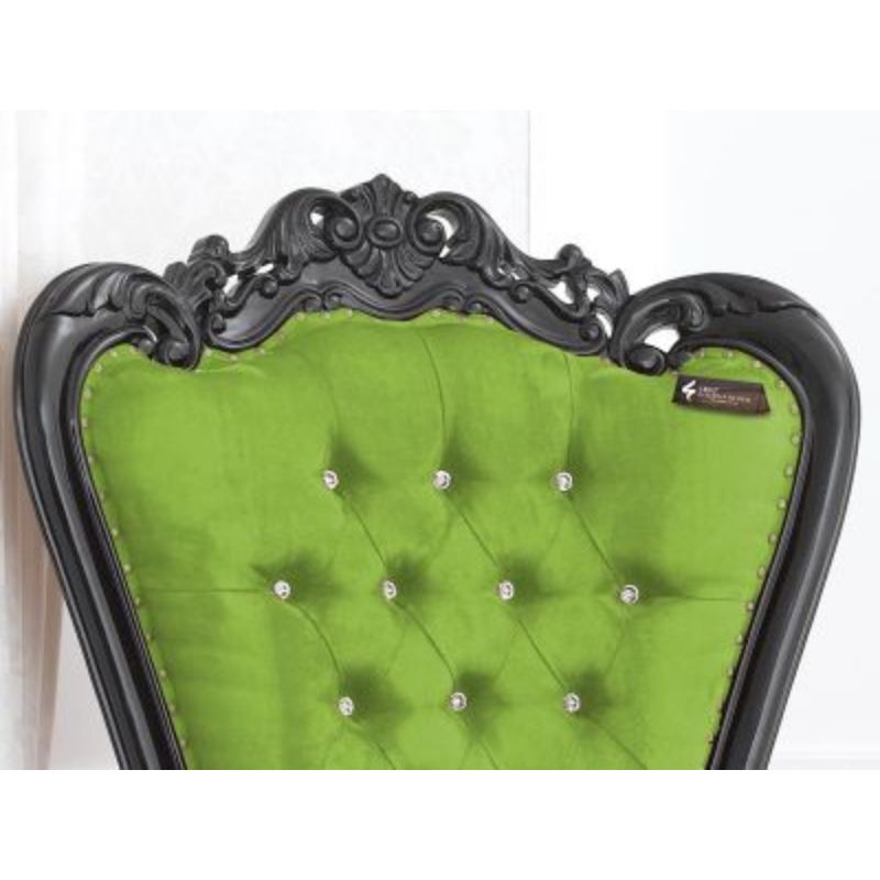 Maharaja Aloisa Chair | Solid wood | Velvet CRUZ INTERNATIONAL