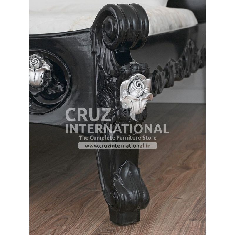 Maharaja Gabriel Carving Bed CRUZ INTERNATIONAL