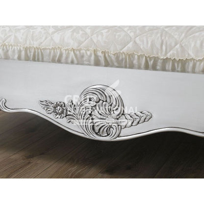 Maharaja Carmen Carving Bed CRUZ INTERNATIONAL
