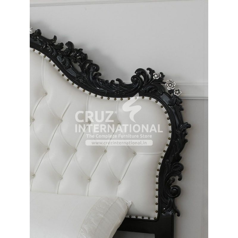 Maharaja Alejandro Carving Bed CRUZ INTERNATIONAL