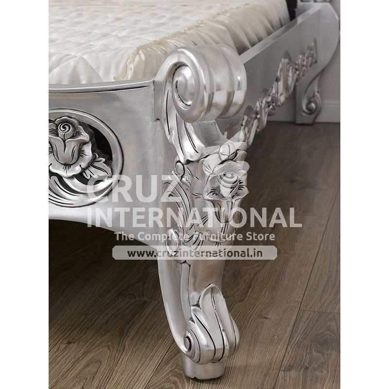 Maharaja Carlotta Silvar Carving Bed (Silver Antique Finish) CRUZ INTERNATIONAL