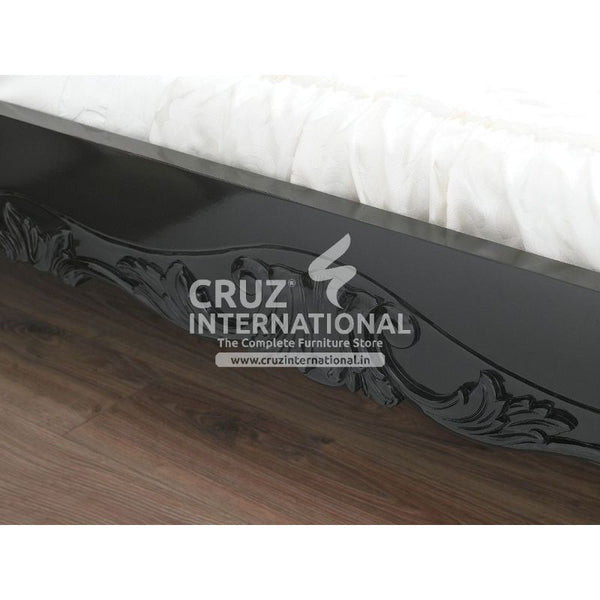 Maharaja Carving Leonardo Bed CRUZ INTERNATIONAL