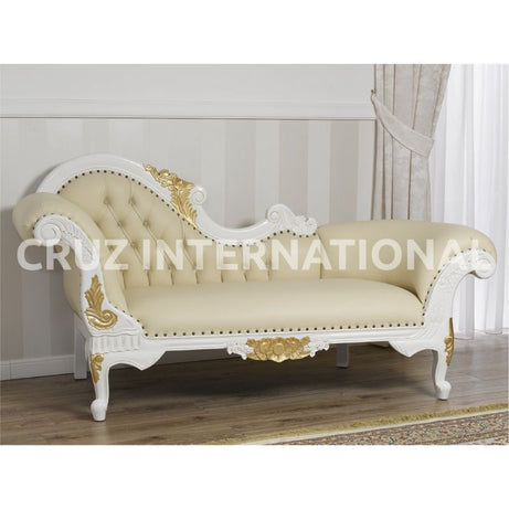 Classic Emilio Carving Settee | Standard CRUZ INTERNATIONAL