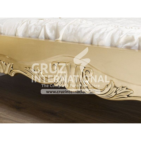 Maharaja Carving Riccardo Bed CRUZ INTERNATIONAL