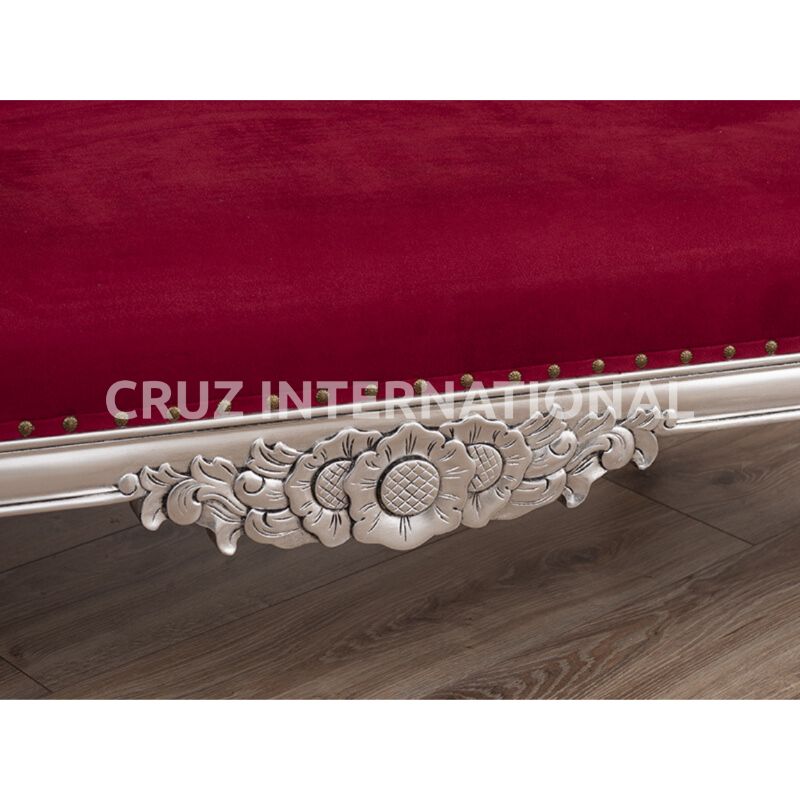 Classic Emilio Carving Settee | Standard CRUZ INTERNATIONAL