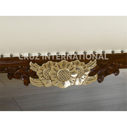 Classic Emilio Carving Settee | Standard CRUZ INTERNATIONAL