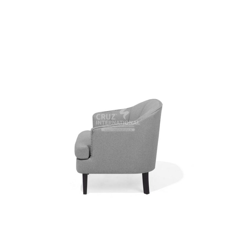 Modern Malea Arm Chair | Standard CRUZ INTERNATIONAL