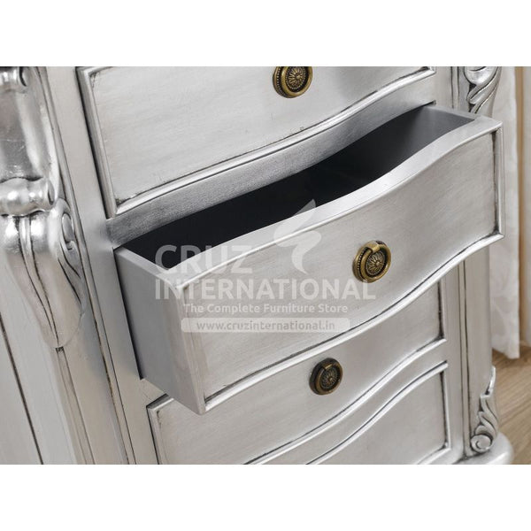 Classic Charlie Side Table | Standard CRUZ INTERNATIONAL