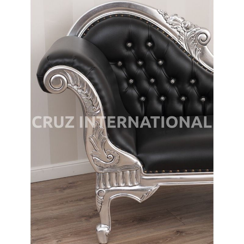 Classic Emilio Carving Settee | Standard CRUZ INTERNATIONAL