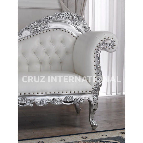 Classic Hector Carving Settee | Standard CRUZ INTERNATIONAL