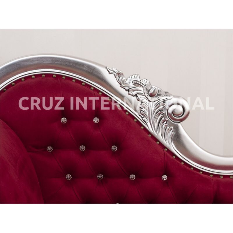 Classic Emilio Carving Settee | Standard CRUZ INTERNATIONAL