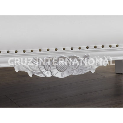 Classic Emilio Carving Settee | Standard CRUZ INTERNATIONAL