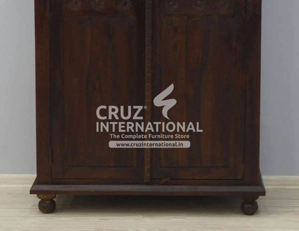 Classic Esperanza Almirah & Wardrobe | Standard | CRUZ INTERNATIONAL