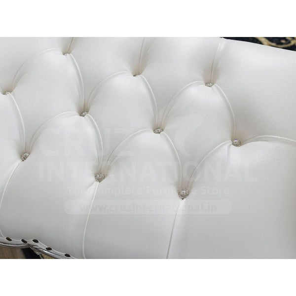Classic Joseph Carving Settee | Standard CRUZ INTERNATIONAL